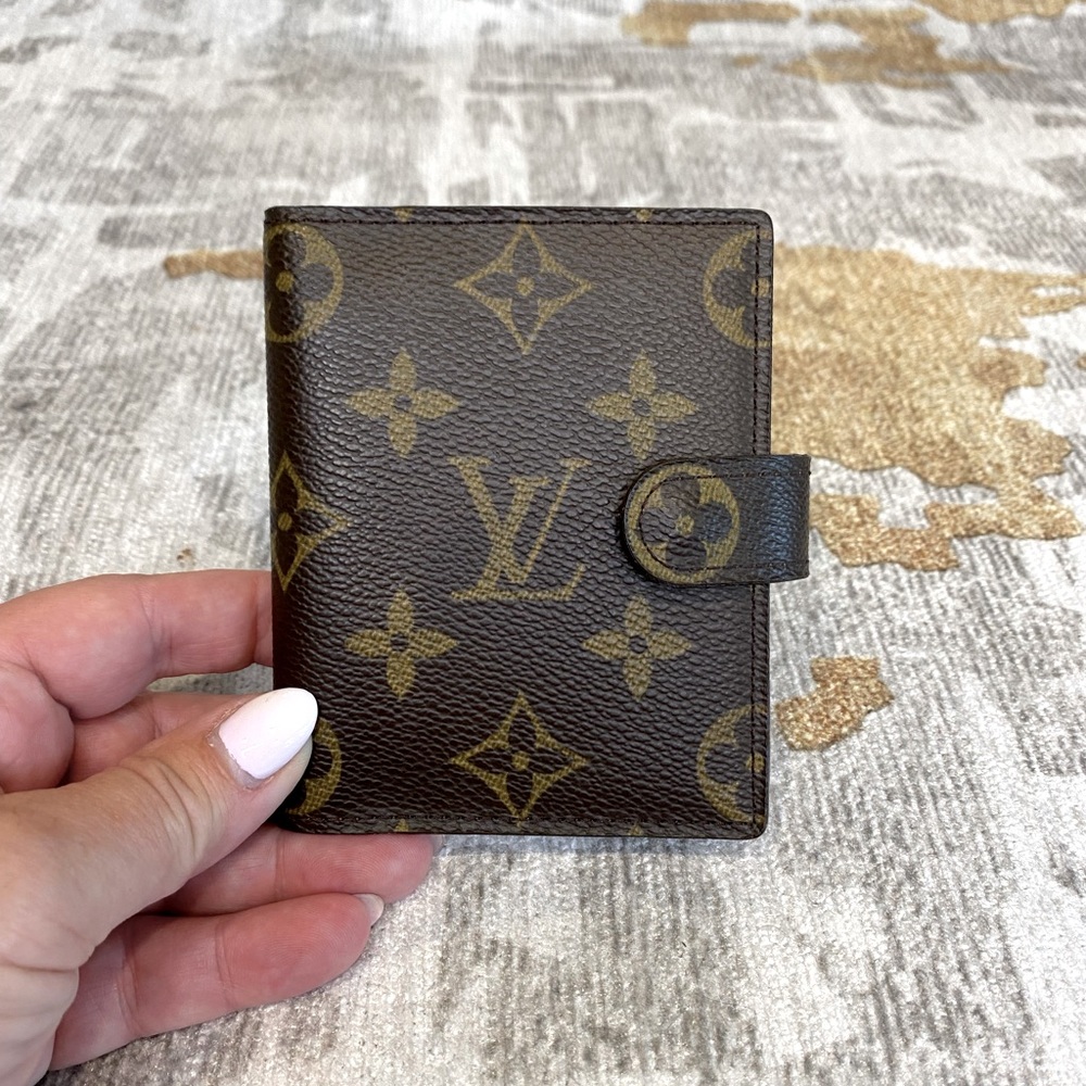 Louis Vuitton card wallet in monogram
